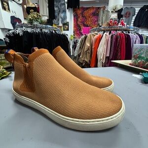 Rothy's Chelsea  Slip-On Sneakers Boots